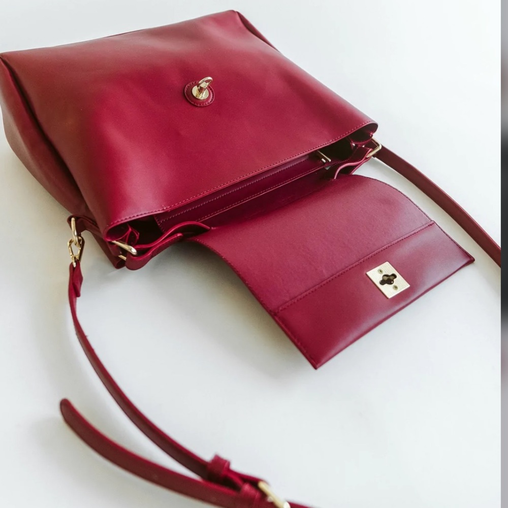 GlitzyGirlz Boutique Mercer Handbag